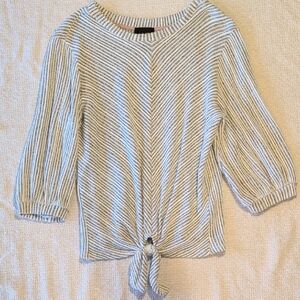 W5 Anthropologie Gray And White Striped Knit Blouse with Tie Front